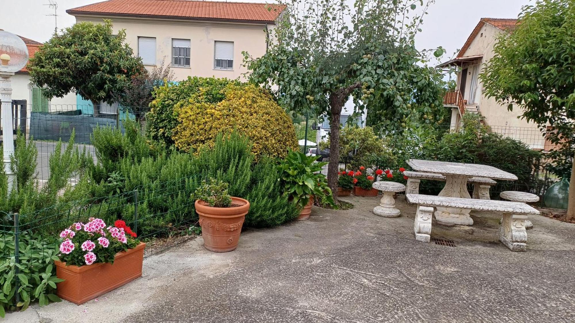 Casa Vacanze Luisa Lazzeretto Extérieur photo